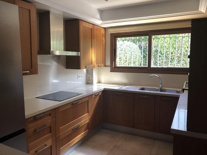 Foto 11b2977a-5f80-440f-9066-dea06c526bd1. Chalet with heating parking in Gines