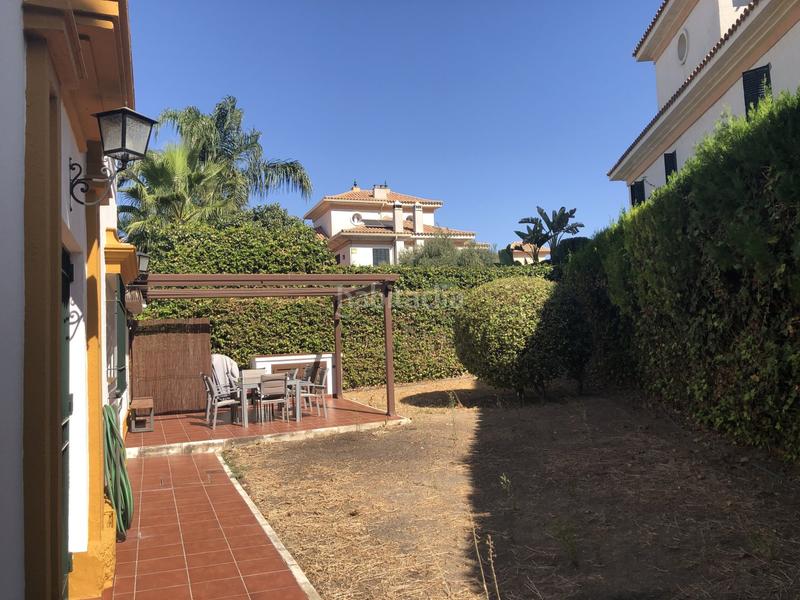 Foto 6e359edf-b0a2-4260-99ff-e50d8788e45f. Chalet with heating parking in Gines