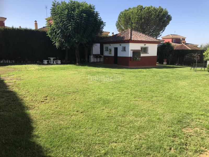 Foto b852f2f3-2e32-44d6-aaa1-bb5a9988bed5. Chalet with heating parking in Gines