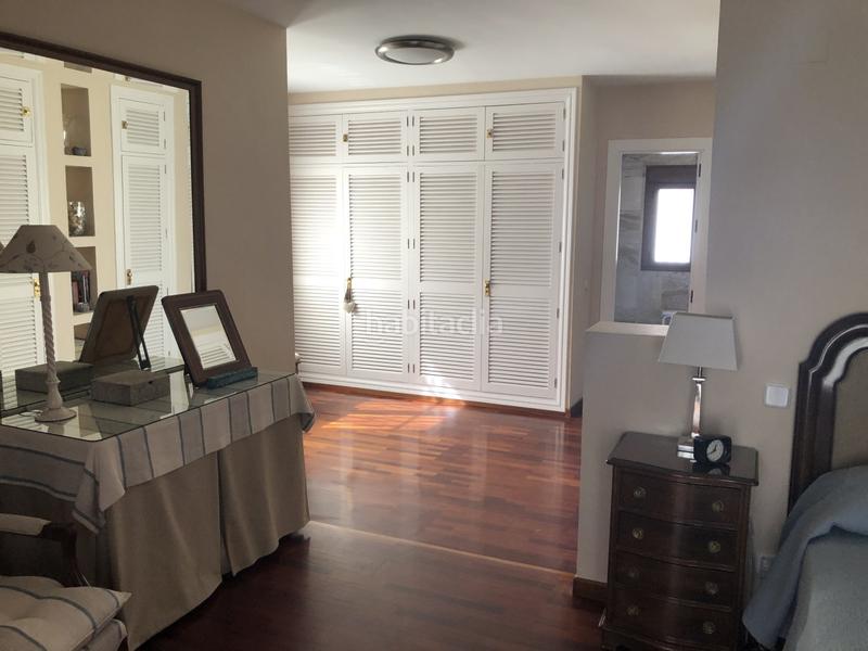 Foto f8700041-1c18-495e-8bf9-8304e7717993. Chalet with heating parking in Gines