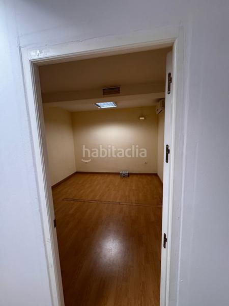 Foto cb056566-4a06-48cc-a185-736c866370c4. Rent office space with heating in Gines