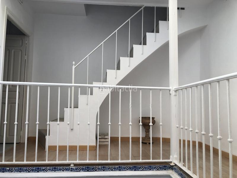 Foto 82124732-fbe5-4526-872a-8bea6c025ae0. Casa amb calefacció a Feria Sevilla