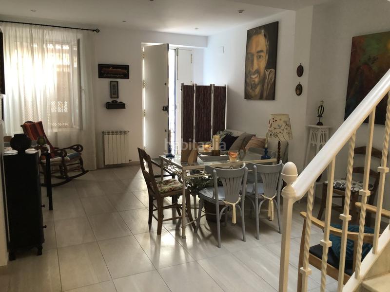 Foto a8792643-70cb-4041-a101-5d11f8d8b212. Casa amb calefacció a Feria Sevilla