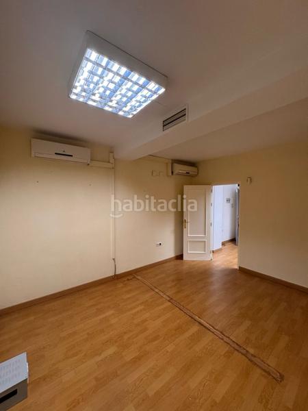 Foto 02d406fb-8c00-4dca-aa1c-9ea0f6da6164. Büro mit heizung in Gines