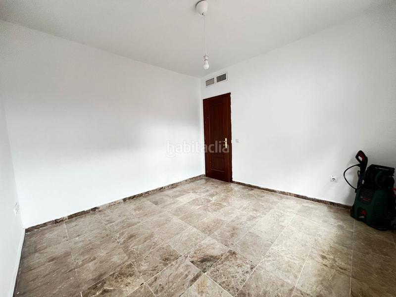 Foto 577e5694-271c-45b7-b349-a6d68b83d97a. Maison jumelée avec chauffage parking dans Espartinas pueblo Espartinas