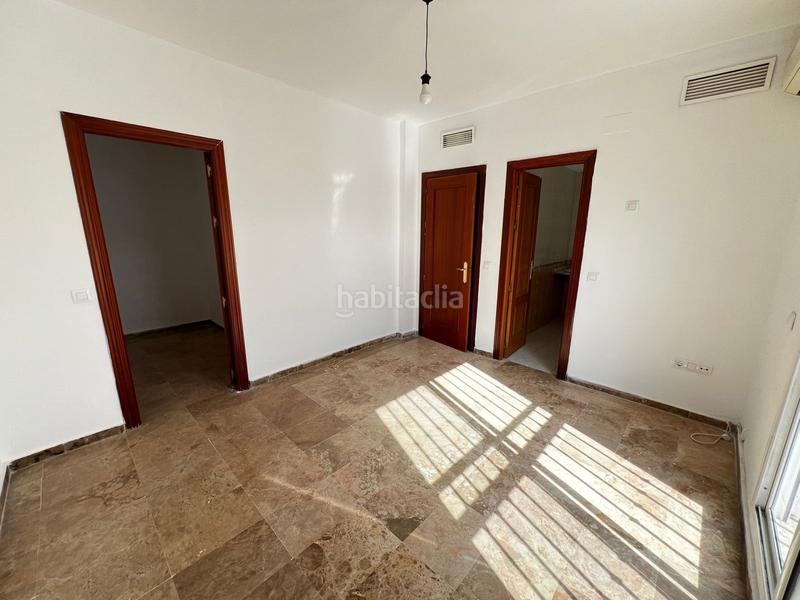 Foto 815d3e58-f50f-4022-9661-70692149e651. Maison jumelée avec chauffage parking dans Espartinas pueblo Espartinas