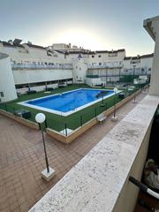 Dúplex en Centro. Precioso dúplex a 5 minutos del centro de tomares, cercano a  co