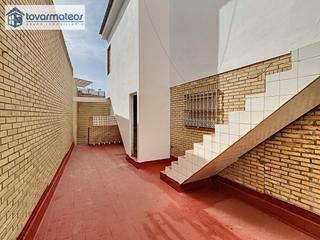 Pis a Sanlúcar la Mayor. Piso en bruto con grandes posibilidades en el centro de sanlúcar