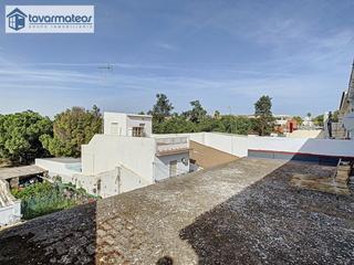 Pis a Sanlúcar la Mayor. Piso en el centro de sanlúcar la mayor, con todo lo necesario al