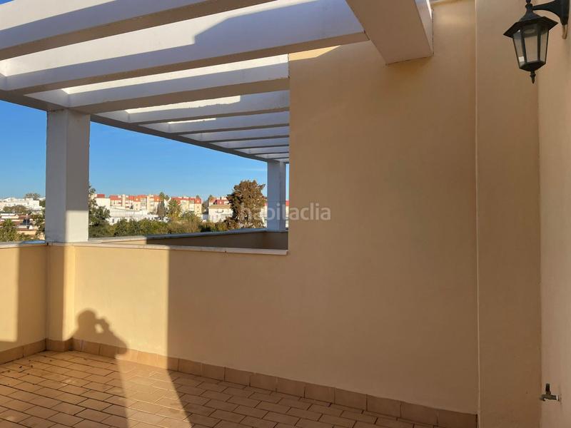 Foto a62c7535-b3fa-4bfc-a97d-b2b75968bfb1. Dúplex amb piscina a Sanlúcar la Mayor