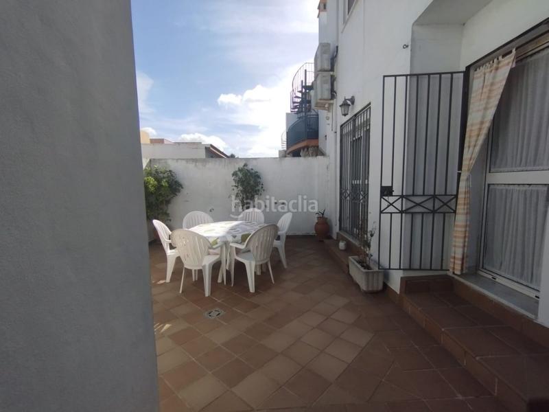 Foto 260362bd-6137-4361-b2a9-90bcbd393a0a. Maison avec parking dans Castilleja de la Cuesta