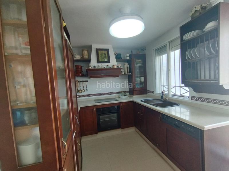 Foto 4d2dd8b2-ff12-4f3b-b5b9-14832419563d. Maison avec parking dans Castilleja de la Cuesta