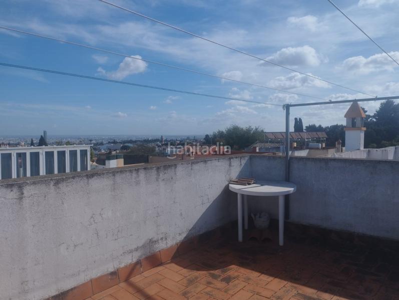 Foto 650f946d-239d-4561-b693-baae9b962768. Maison avec parking dans Castilleja de la Cuesta