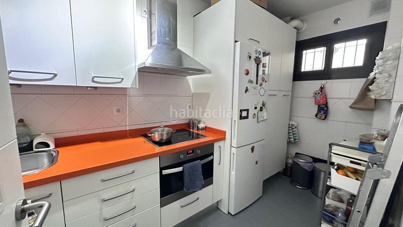 Foto 4091557c-3335-463a-be9d-df9a9a9c2c8a. Pis amb aparcament a Bellavista Sevilla