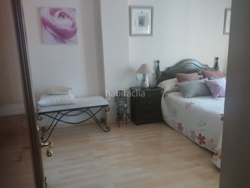 Foto 3eea552a-8bed-4885-84e0-7269a9d60bbf. Xalet amb calefacció aparcament piscina a Zona Universitaria Bormujos