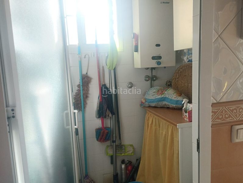 Foto 939e2c4d-0118-4713-8a92-1896f9f0c00e. Xalet amb calefacció aparcament piscina a Zona Universitaria Bormujos