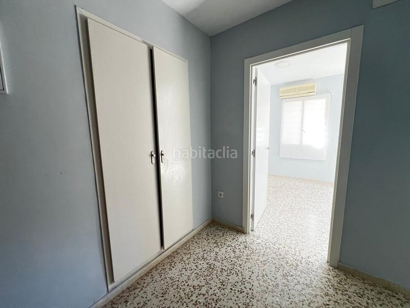 Foto 2a736e75-7001-4308-8f8b-270599044c35. Appartamento con riscaldamento parcheggio piscina in Tomares