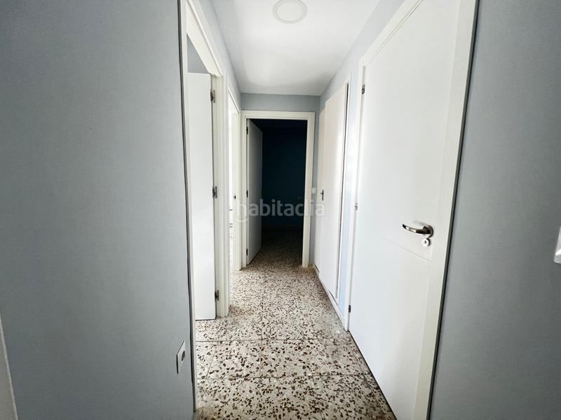 Foto 8a21df92-3d9c-4829-9d8f-679ba1399e16. Appartamento con riscaldamento parcheggio piscina in Tomares