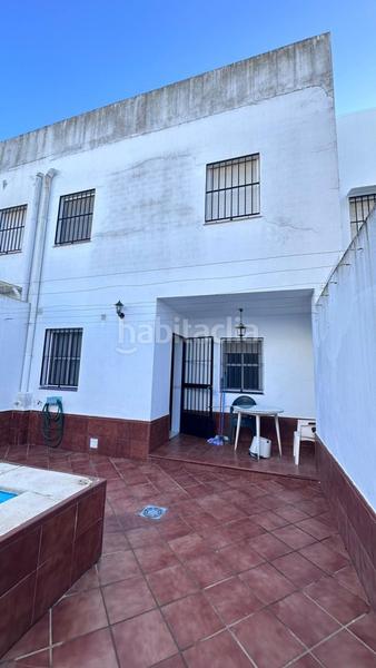 Foto 0c345531-255a-4dd5-b4ff-1811b450415d. Semi detached house with parking pool in Valencina de la Concepción