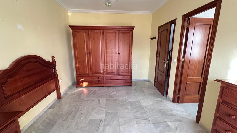 Foto 0e4390fa-7f96-415e-86ae-c789b2c22e7d. Semi detached house with parking pool in Valencina de la Concepción