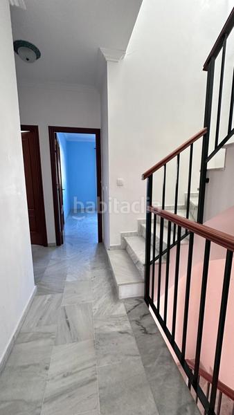 Foto 405d79e0-e269-4aa0-96ee-791bf06de8b4. Semi detached house with parking pool in Valencina de la Concepción