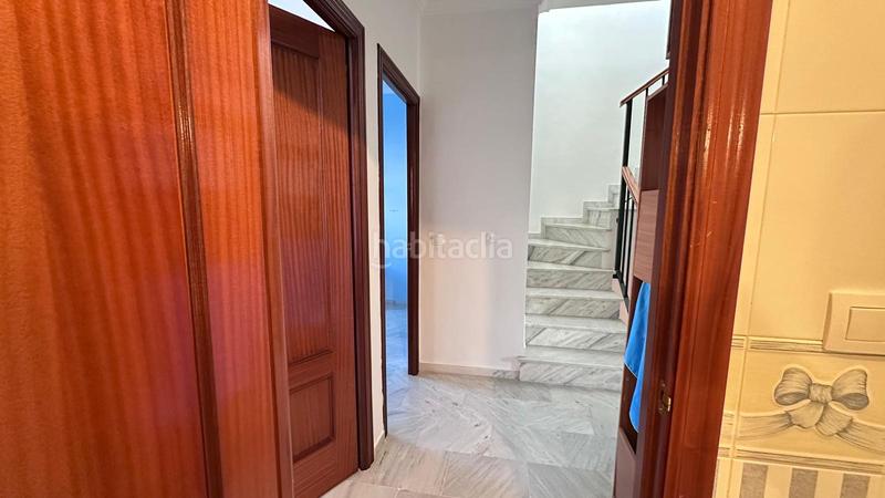 Foto b27ffb4f-e6c4-493e-b778-b7b14d21ce03. Semi detached house with parking pool in Valencina de la Concepción