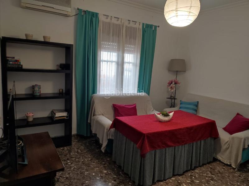 Foto 46824bc1-e973-4f63-b63b-29cfe2dc29b3. Casa adossada amb calefacció a Olivares