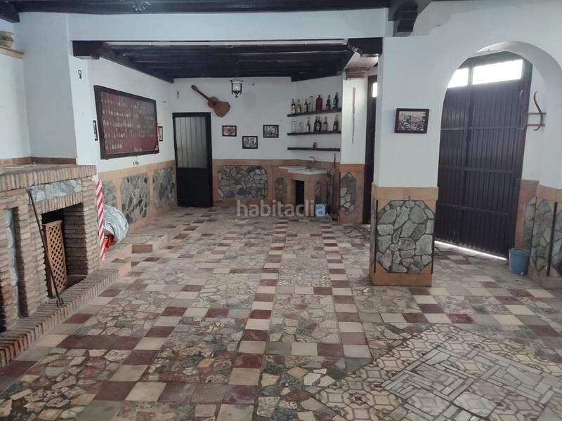 Foto 6a0a22ba-661e-4490-a898-34e381977bc2. Casa adossada amb calefacció a Olivares