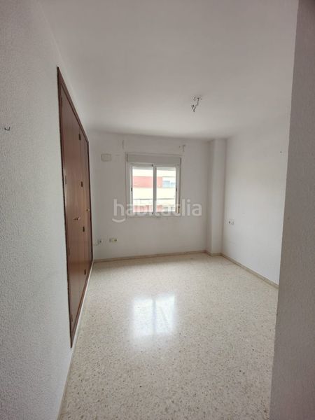 Foto b9bfeb6a-e2ee-4515-b987-44873b5721b0. Pis amb aparcament a Aljamar Tomares