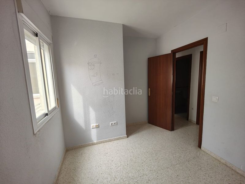 Foto c86a619f-8aac-4acb-82d2-be65c1387b52. Pis amb aparcament a Aljamar Tomares