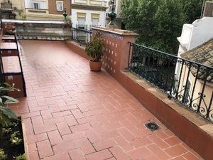 Alquiler Dúplex en Arenal - Museo. No alquiler de temporada, mínimo estancia un año.magnífico ático