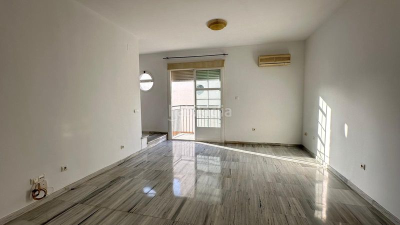 Foto 40c95ebe-26be-4b6a-85d2-10078d83d439. Dúplex a Coria del Río