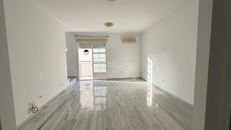 Foto afbead17-4a5a-457e-b7b0-1476fbfc9c12. Dúplex a Coria del Río