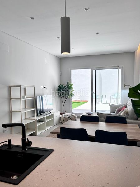 Foto 152f3899-53d4-4b44-a216-c1dd1ec319df. Pis amb calefacció a Barrio del Nervión Sevilla