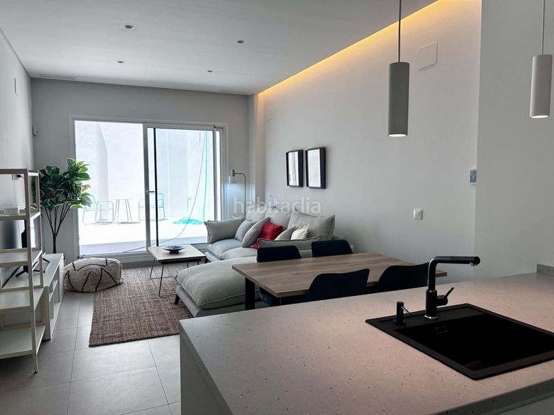 Foto de257f7a-d98d-4e8a-ab7e-5136f1f929f2. Pis amb calefacció a Barrio del Nervión Sevilla