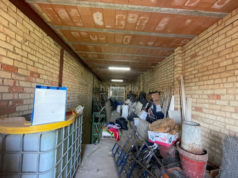 Foto b3739764-d7db-40d5-8f45-65317c37b830. Casa adossada amb aparcament a Pilas