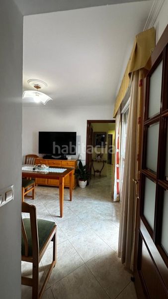 Foto bc0d3548-ac69-4b53-aee5-cf5cd8a420aa. Casa adossada amb aparcament a La Cruz Camas