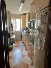 Appartamento in Centro - Barriada Mallorca. Si buscas una vivienda lista para entrar, con luz natural y una