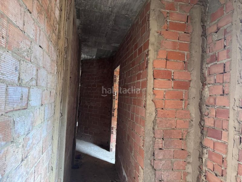 Foto ee5f8682-20e1-4026-b734-de0db2b7ff90. Edifici a Pilas
