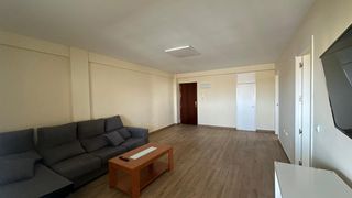 Etagenwohnung in El Torrejón - El Cerezo. Descubre esta magnífica vivienda que lo tiene todo para converti