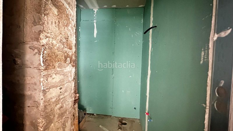 Foto 3d8ca5be-e10d-4f53-8134-1c142b67dbe3. Edifici a Los Remedios Sevilla