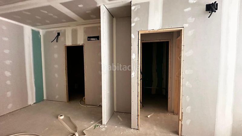 Foto 450dd693-c6a8-4ee3-979d-1b7d044b3648. Edifici a Los Remedios Sevilla
