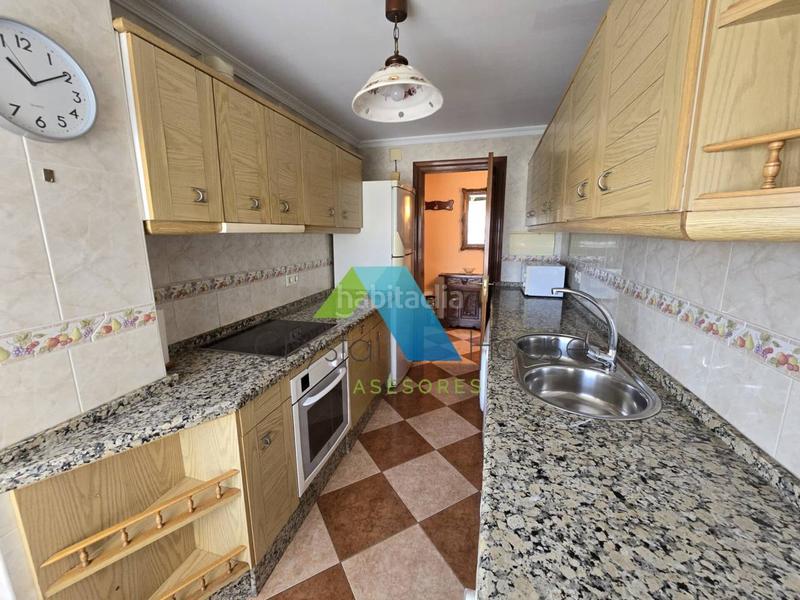 Foto ccf25eb8-9e61-4b35-9e42-df361f636381. Piso amplio piso con vistas despejadas en carranque en Málaga