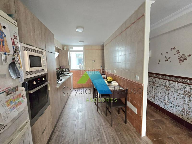 Foto d00e741e-2205-4848-8c41-7e419e2dbf66. Piso  en venta en suárez en Parque Victoria Eugenia Málaga