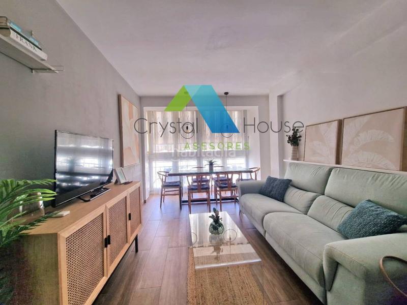 Foto 334ec5c5-1578-4857-a023-655b5ed57ccc. Piso espectacular piso en carranque con licencia turística en Málaga