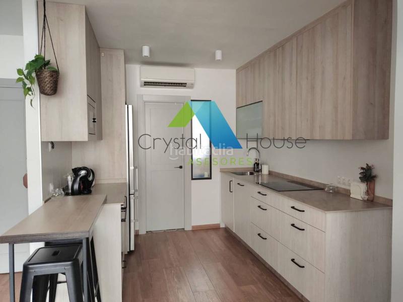 Foto 9bc1b804-1d39-4211-9cef-aa6936e63f14. Piso espectacular piso en carranque con licencia turística en Málaga