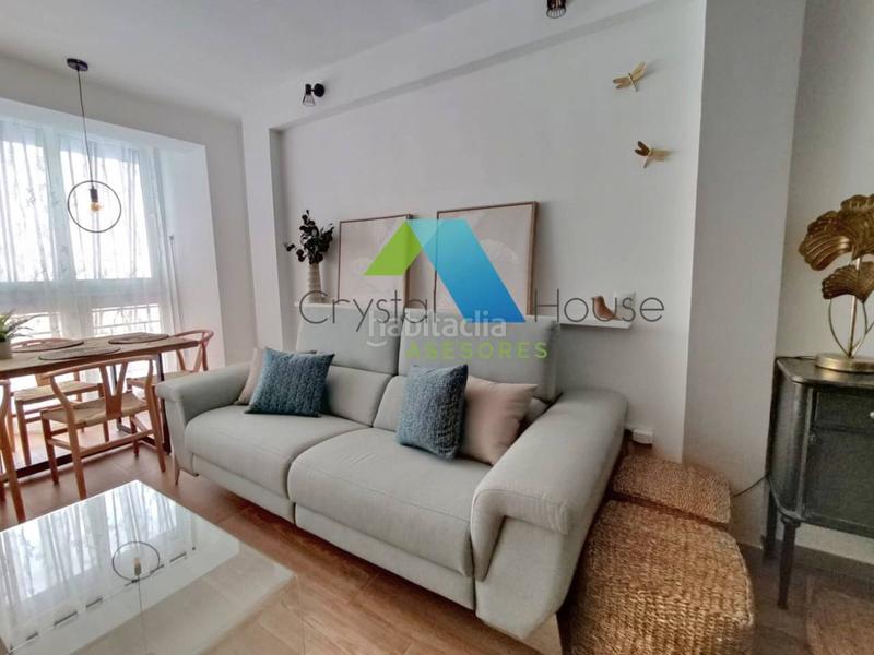 Foto d3510d8d-4997-426e-82be-7eca0d9d1cd7. Piso espectacular piso en carranque con licencia turística en Málaga