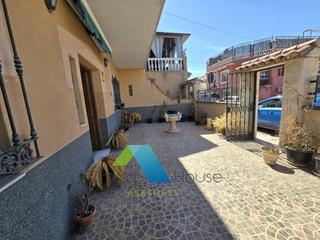 Casa adossada a Los Almendros - El Limonero - El Tomillar. Chalet pareado en venta en el tomillar