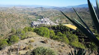 Terreny residencial a Tolox. Loma del esparragal tolox