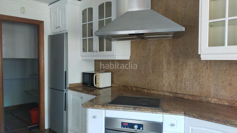 Foto 2be5d547-bf57-4d98-9bd0-fc86d55bc5f8. Miete reihenhaus in calle antequera 8 in Centro ciudad Fuengirola